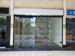 Roxy Square (D15), Retail #582816411